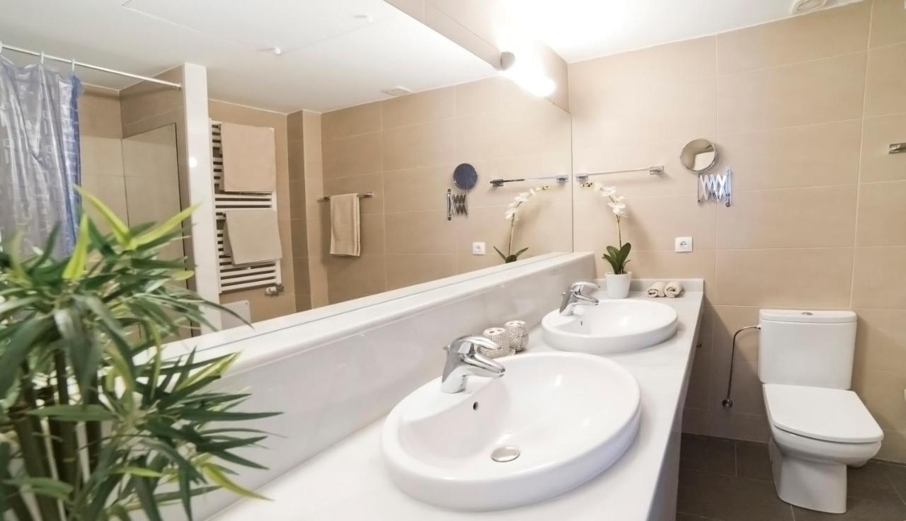Tranquil Duplex In Sitges, Barcelona,Sea Views, Parking, Terrace 아파트 외부 사진